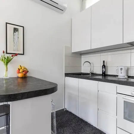 Апартаменты Banana Youth Сплит