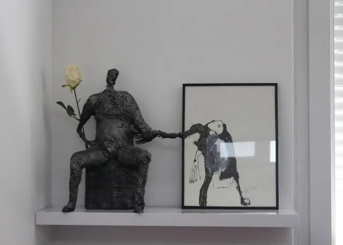 Banana Youth Apartment